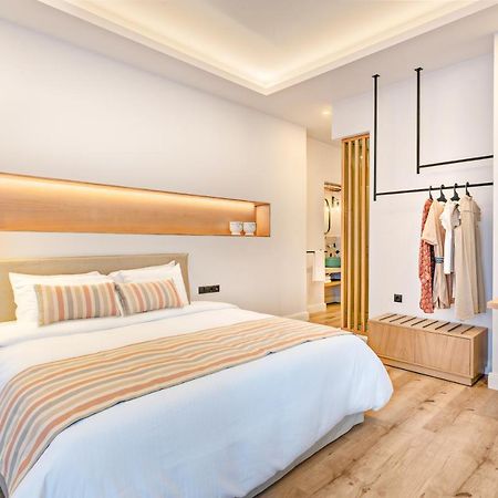 ريثيمنو Oniro Suites المظهر الخارجي الصورة