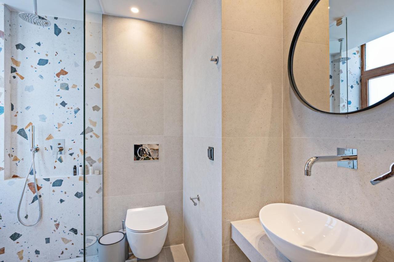 ريثيمنو Oniro Suites المظهر الخارجي الصورة