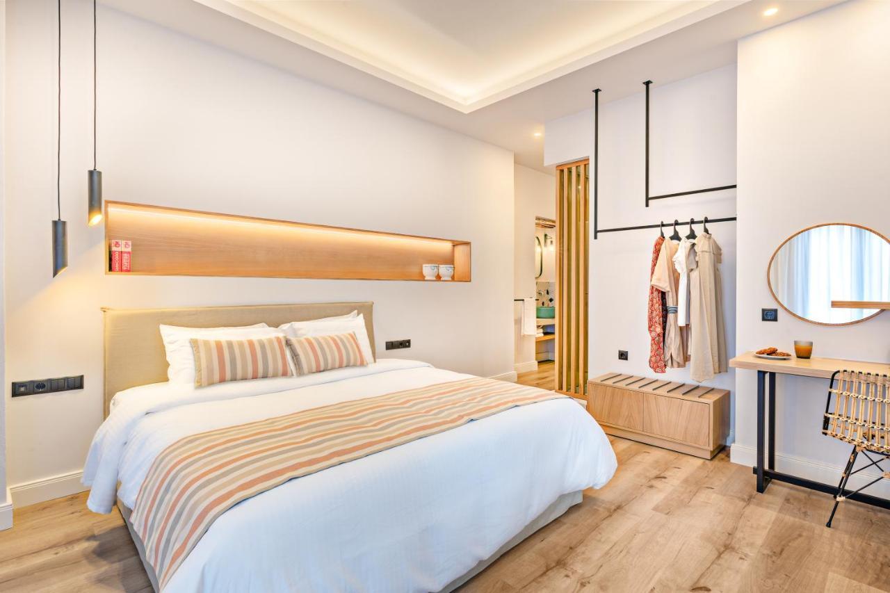ريثيمنو Oniro Suites المظهر الخارجي الصورة